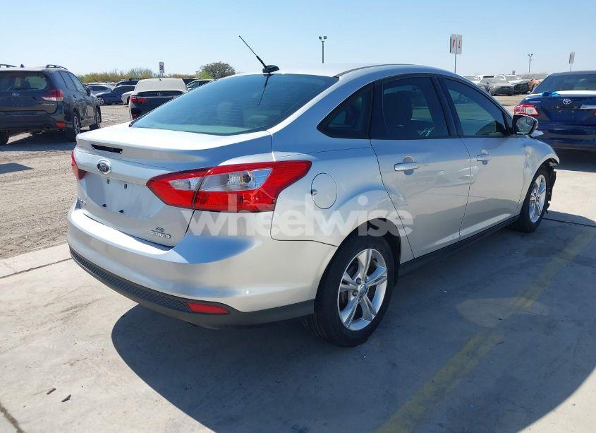 Photo 4 of 2013 Ford Focus SE (VIN 1FADP3F25DL204276)