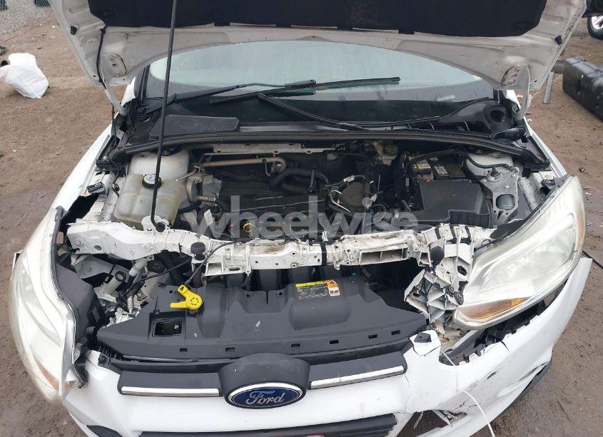 Photo 10 of 2013 Ford Focus SE (VIN 1FADP3F25DL221207)