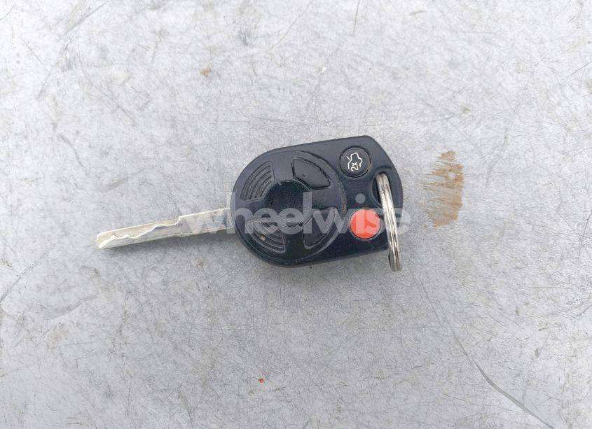 Photo 11 of 2013 Ford Focus SE (VIN 1FADP3F25DL221207)