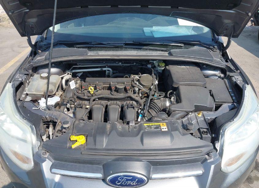 Photo 10 of 2013 Ford Focus SE (VIN 1FADP3F25DL222115)