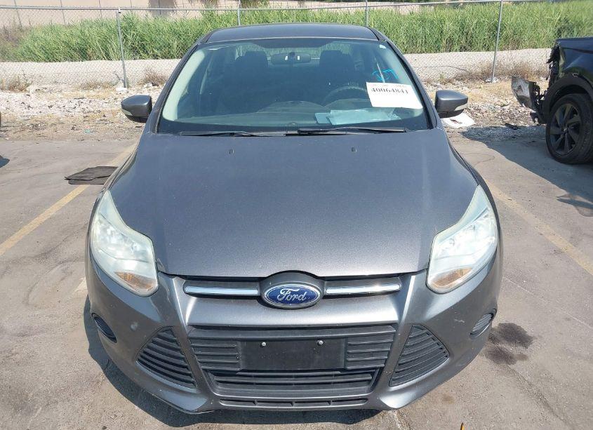 Photo 12 of 2013 Ford Focus SE (VIN 1FADP3F25DL222115)