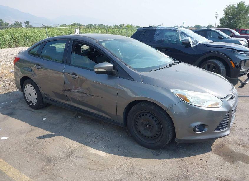 Photo 13 of 2013 Ford Focus SE (VIN 1FADP3F25DL222115)