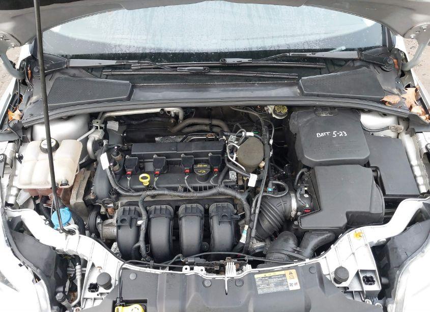 Photo 10 of 2013 Ford Focus SE (VIN 1FADP3F25DL236175)