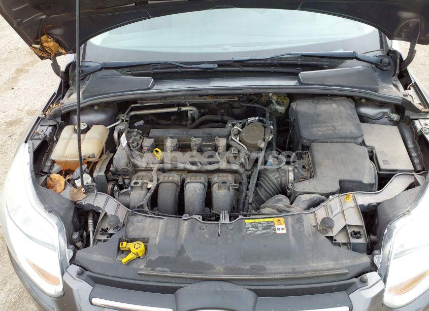 Photo 10 of 2013 Ford Focus SE (VIN 1FADP3F25DL249833)