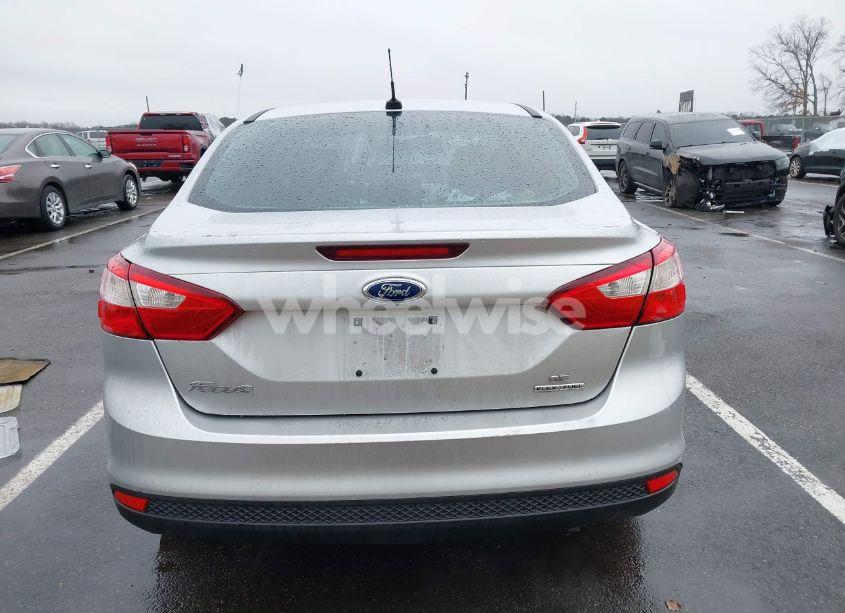 Photo 16 of 2013 Ford Focus SE (VIN 1FADP3F25DL266468)