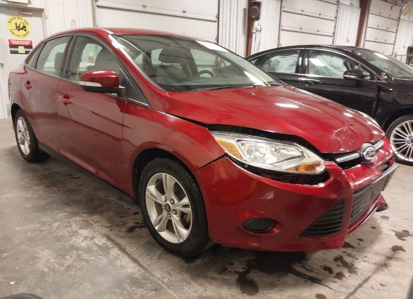 2013 Ford Focus SE (VIN 1FADP3F25DL271153) main photo