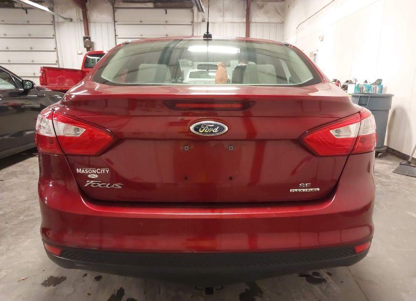 Photo 16 of 2013 Ford Focus SE (VIN 1FADP3F25DL271153)
