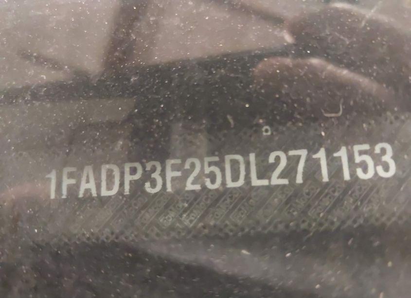 Photo 9 of 2013 Ford Focus SE (VIN 1FADP3F25DL271153)