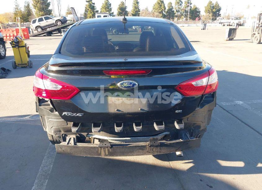 Photo 17 of 2013 Ford Focus SE (VIN 1FADP3F25DL277714)