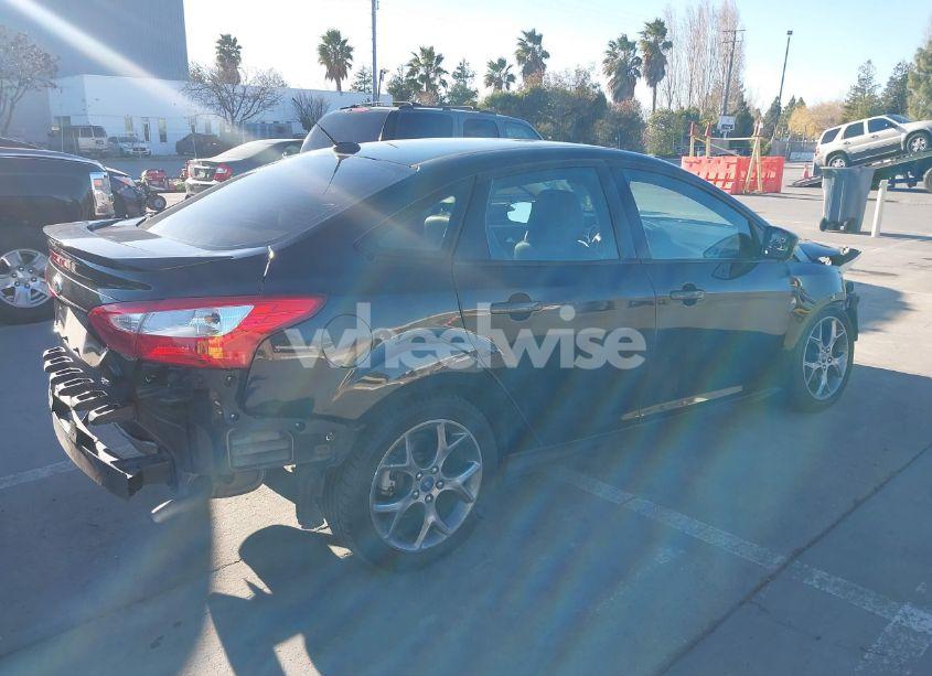 Photo 4 of 2013 Ford Focus SE (VIN 1FADP3F25DL277714)