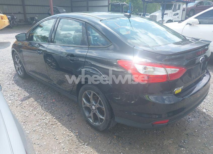 Photo 3 of 2013 Ford Focus SE (VIN 1FADP3F25DL283531)
