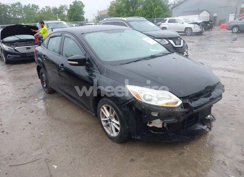 2013 Ford Focus SE (VIN 1FADP3F25DL300831) main photo