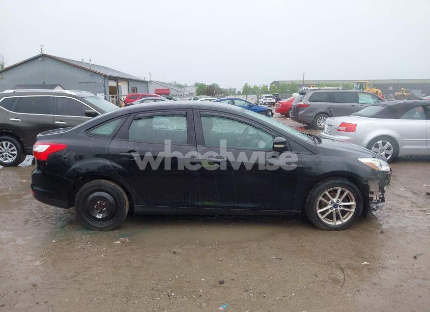 Photo 14 of 2013 Ford Focus SE (VIN 1FADP3F25DL300831)