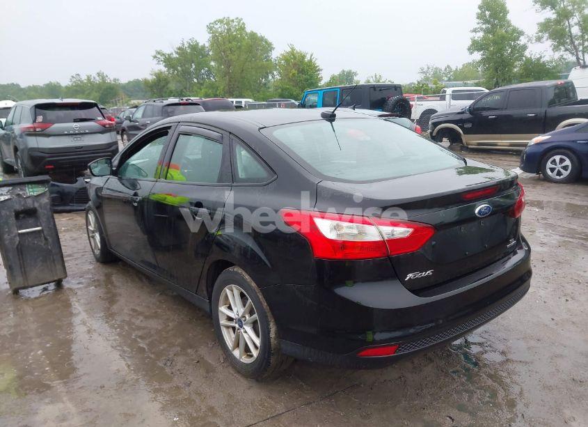 Photo 3 of 2013 Ford Focus SE (VIN 1FADP3F25DL300831)