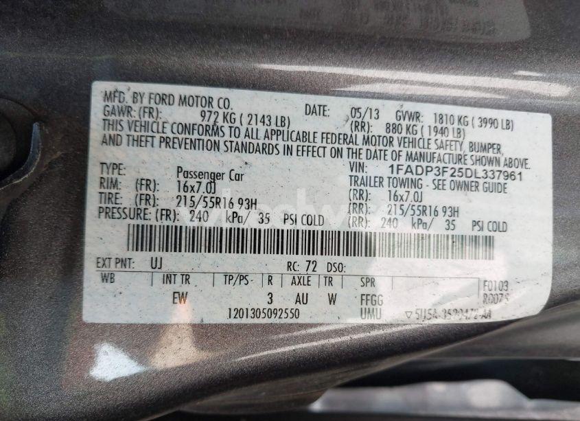 Photo 9 of 2013 Ford Focus SE (VIN 1FADP3F25DL337961)