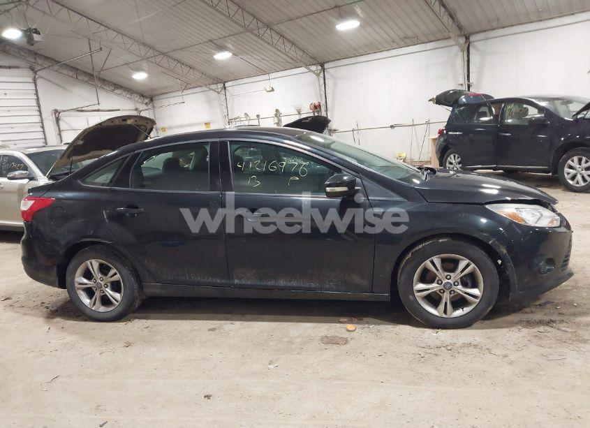 Photo 13 of 2013 Ford Focus SE (VIN 1FADP3F25DL350595)