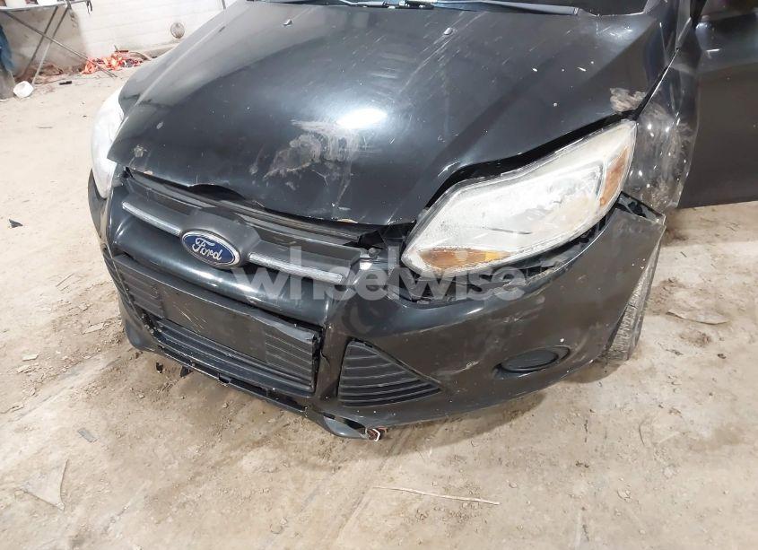 Photo 6 of 2013 Ford Focus SE (VIN 1FADP3F25DL350595)