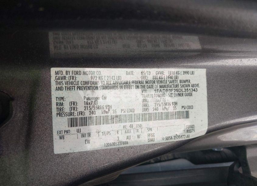 Photo 9 of 2013 Ford Focus SE (VIN 1FADP3F25DL351343)