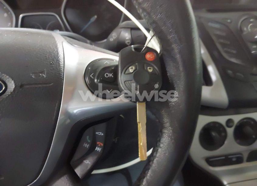 Photo 11 of 2013 Ford Focus SE (VIN 1FADP3F25DL354419)