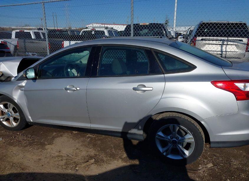 Photo 14 of 2013 Ford Focus SE (VIN 1FADP3F25DL361029)