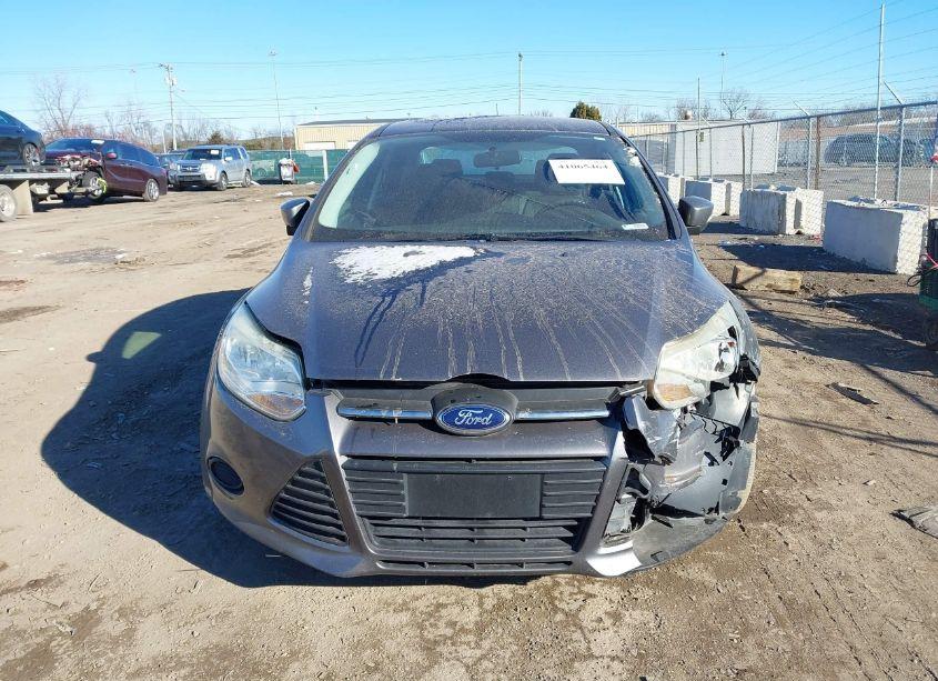 Photo 12 of 2014 Ford Focus SE (VIN 1FADP3F25EL129922)