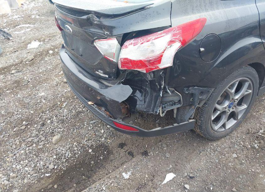 Photo 6 of 2014 Ford Focus SE (VIN 1FADP3F25EL148566)