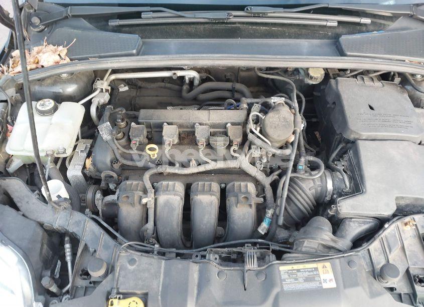 Photo 10 of 2014 Ford Focus SE (VIN 1FADP3F25EL151824)