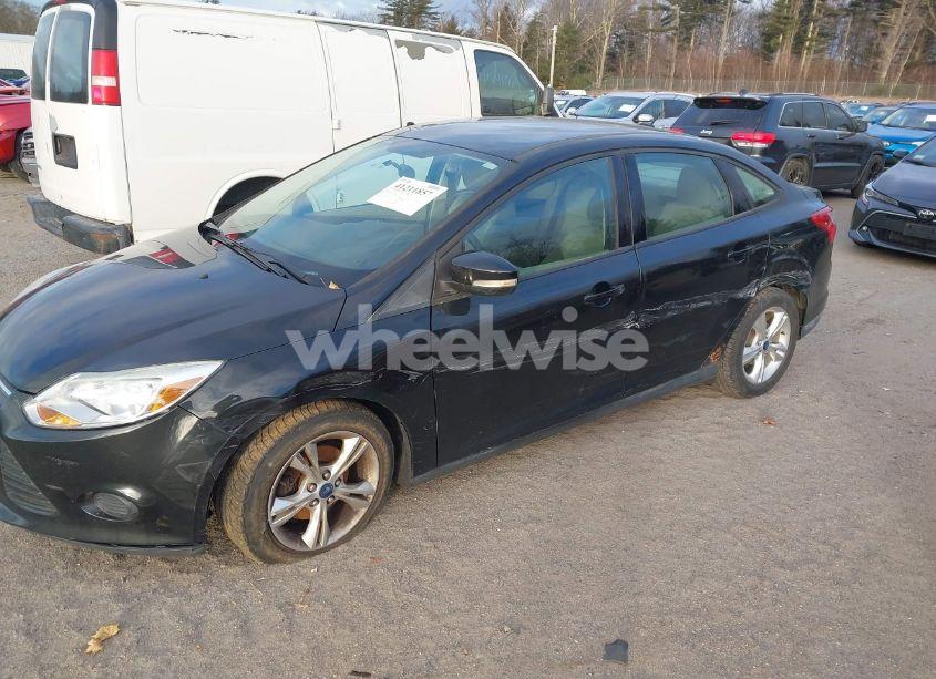 Photo 6 of 2014 Ford Focus SE (VIN 1FADP3F25EL151824)