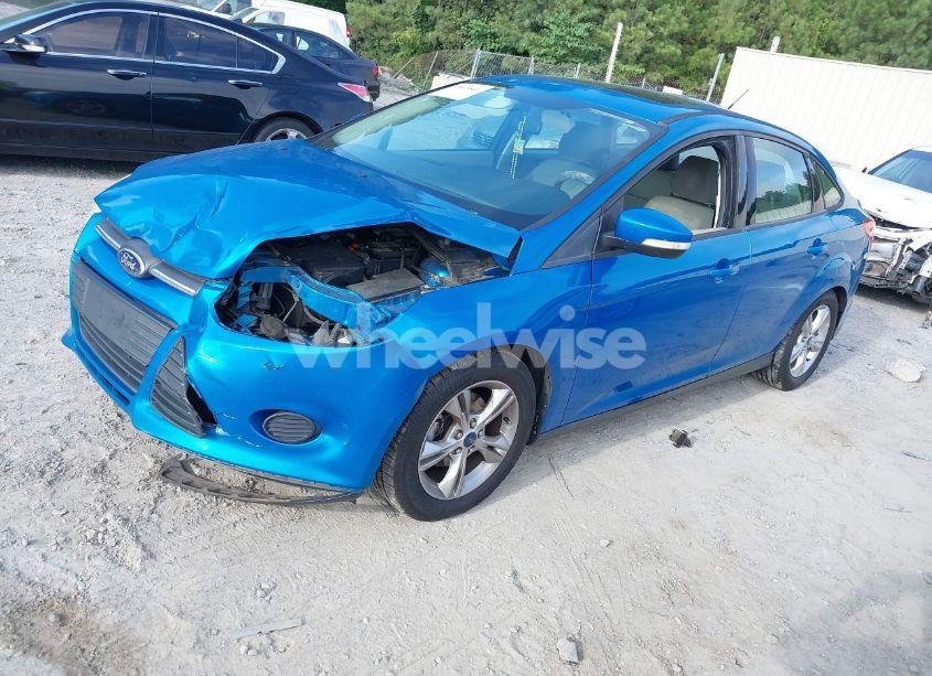 Photo 2 of 2014 Ford Focus SE (VIN 1FADP3F25EL185553)