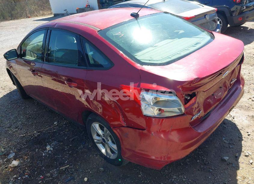 Photo 3 of 2014 Ford Focus SE (VIN 1FADP3F25EL190736)