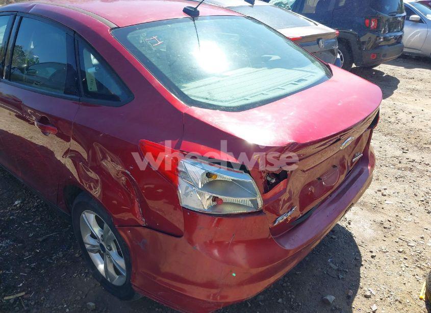 Photo 6 of 2014 Ford Focus SE (VIN 1FADP3F25EL190736)