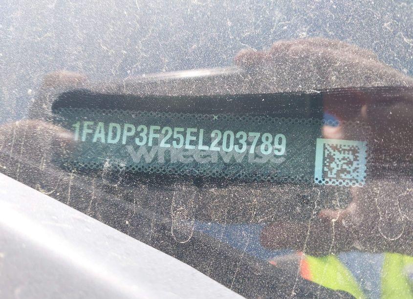 Photo 9 of 2014 Ford Focus SE (VIN 1FADP3F25EL203789)