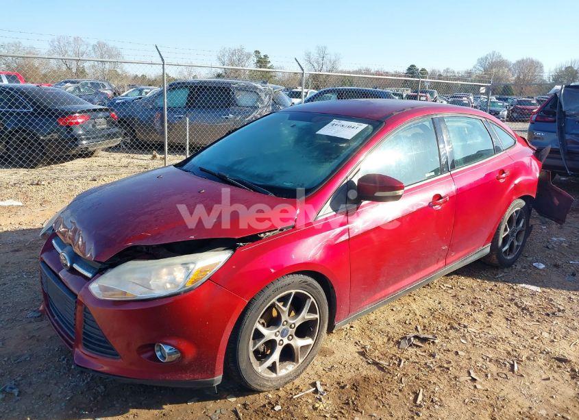 Photo 2 of 2014 Ford Focus SE (VIN 1FADP3F25EL231270)