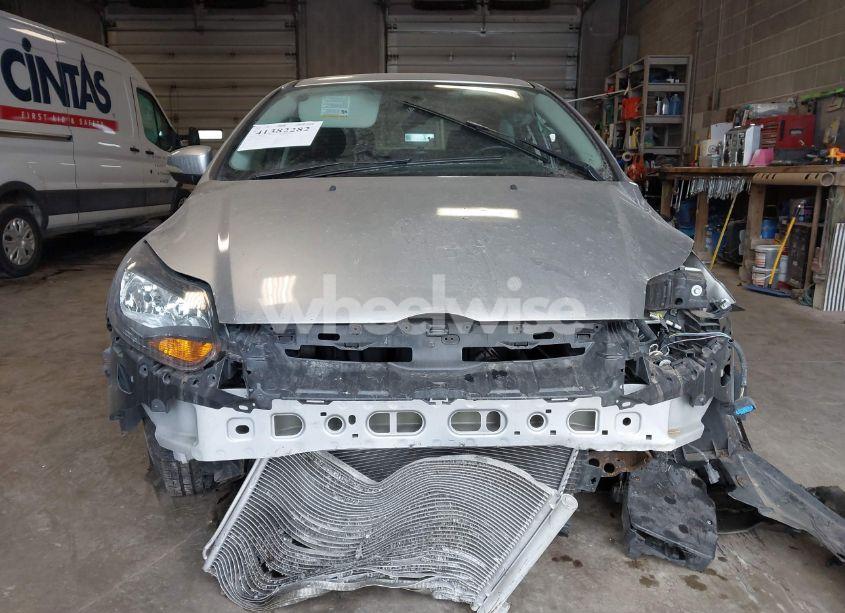 Photo 13 of 2014 Ford Focus SE (VIN 1FADP3F25EL234296)