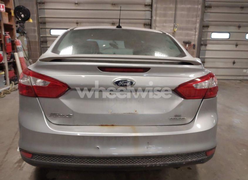 Photo 17 of 2014 Ford Focus SE (VIN 1FADP3F25EL234296)