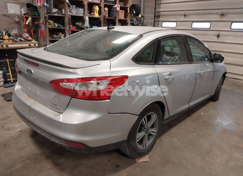 Photo 4 of 2014 Ford Focus SE (VIN 1FADP3F25EL234296)