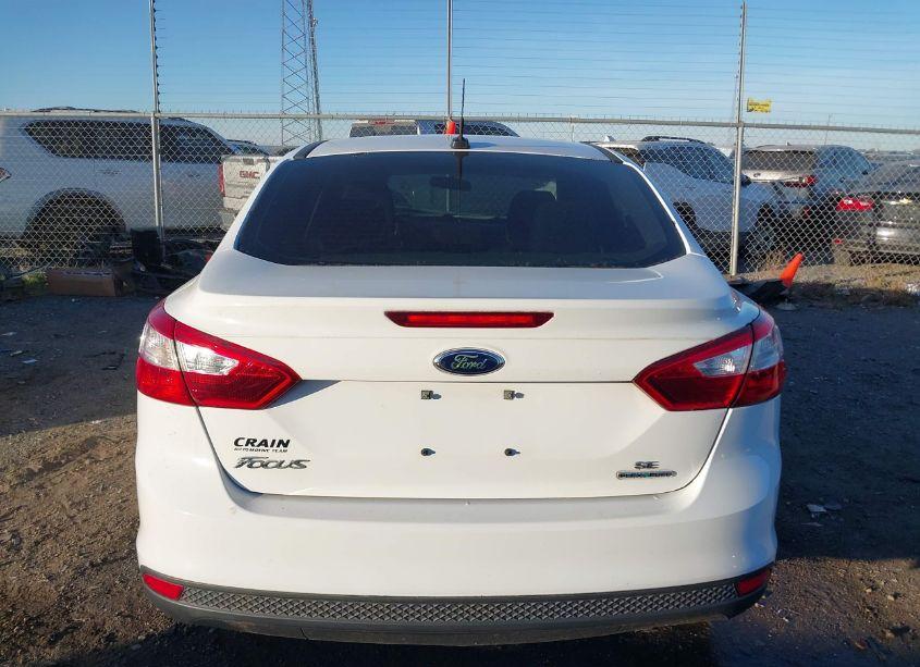 Photo 16 of 2014 Ford Focus SE (VIN 1FADP3F25EL244049)