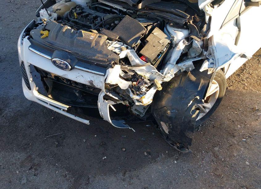 Photo 6 of 2014 Ford Focus SE (VIN 1FADP3F25EL244049)