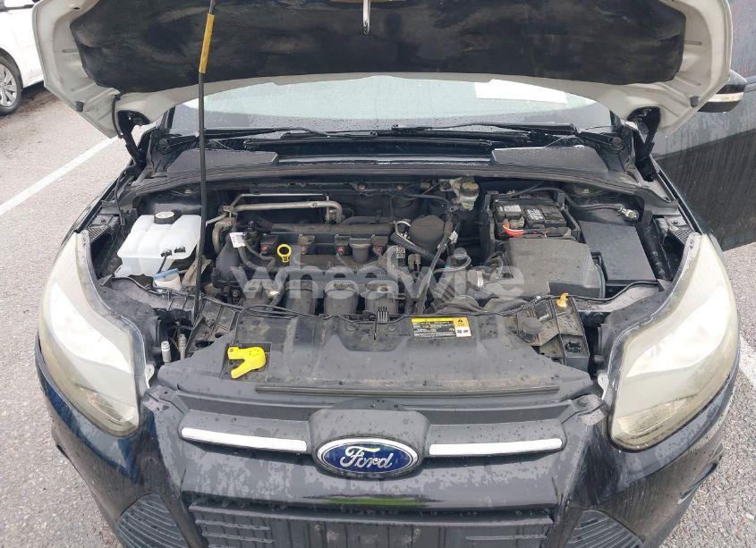 Photo 10 of 2014 Ford Focus SE (VIN 1FADP3F25EL259487)