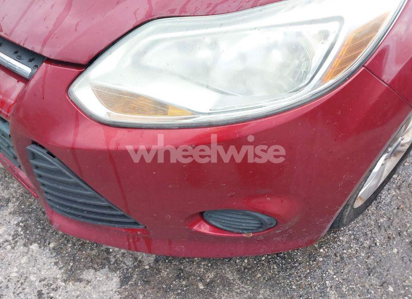 Photo 13 of 2014 Ford Focus SE (VIN 1FADP3F25EL284020)