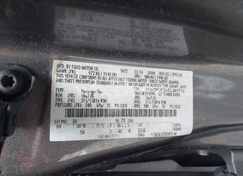 Photo 9 of 2014 Ford Focus SE (VIN 1FADP3F25EL287712)