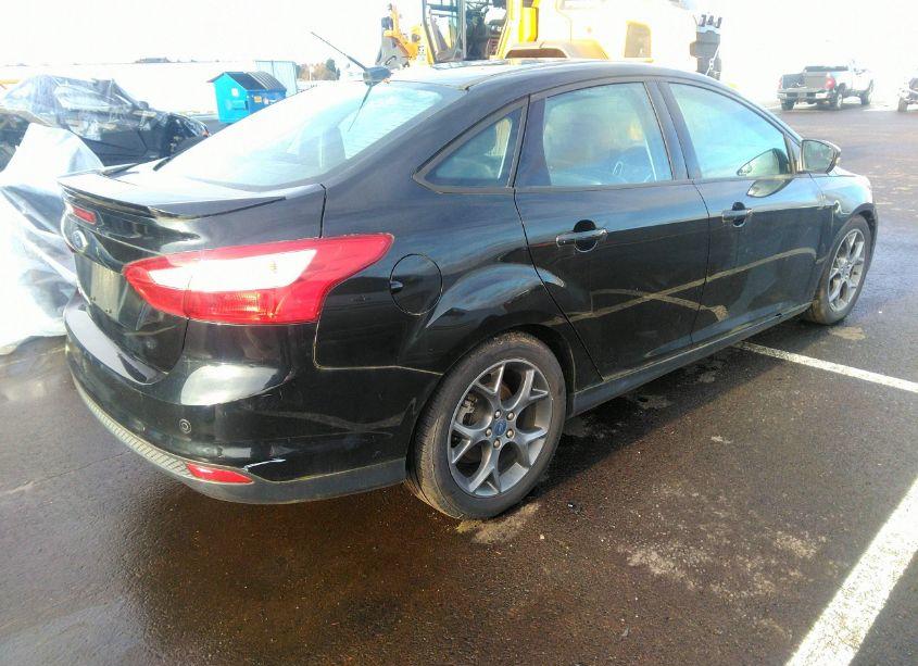 Photo 4 of 2014 Ford Focus SE (VIN 1FADP3F25EL294918)
