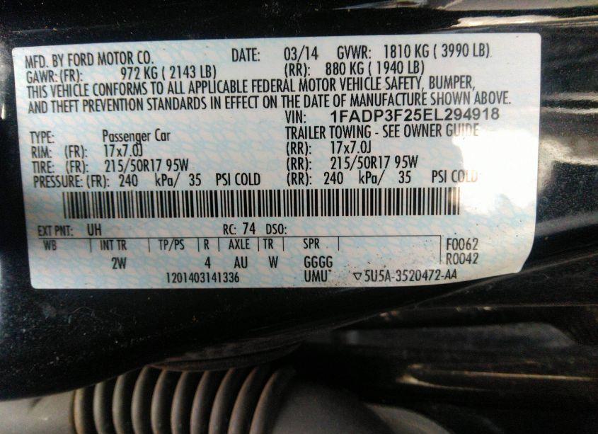 Photo 9 of 2014 Ford Focus SE (VIN 1FADP3F25EL294918)