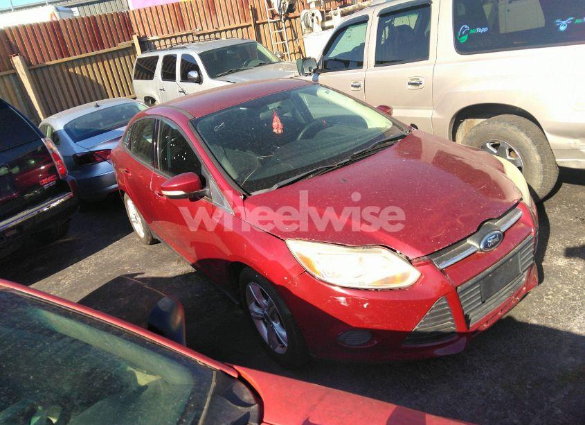 2014 Ford Focus SE (VIN 1FADP3F25EL298645) main photo