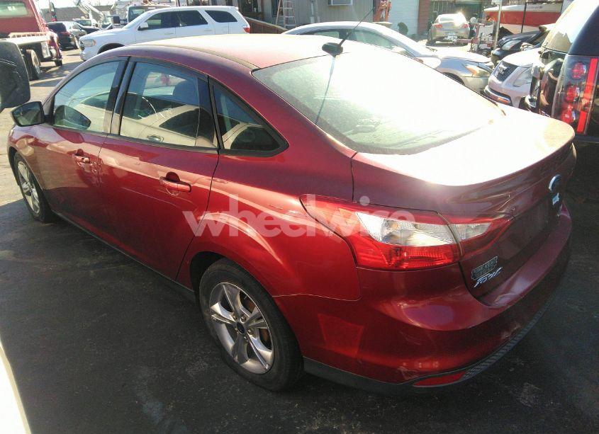 Photo 3 of 2014 Ford Focus SE (VIN 1FADP3F25EL298645)