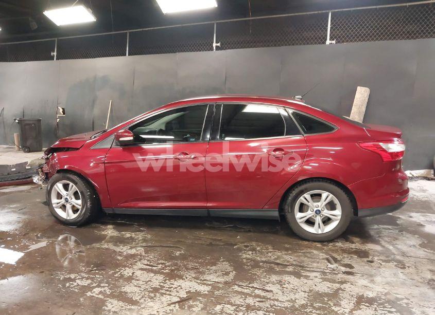 Photo 15 of 2014 Ford Focus SE (VIN 1FADP3F25EL320630)