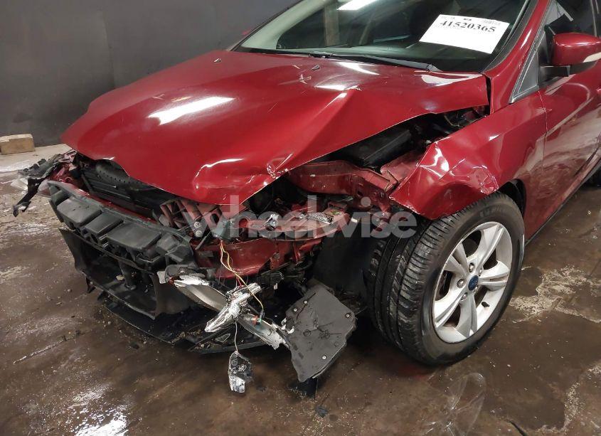 Photo 6 of 2014 Ford Focus SE (VIN 1FADP3F25EL320630)