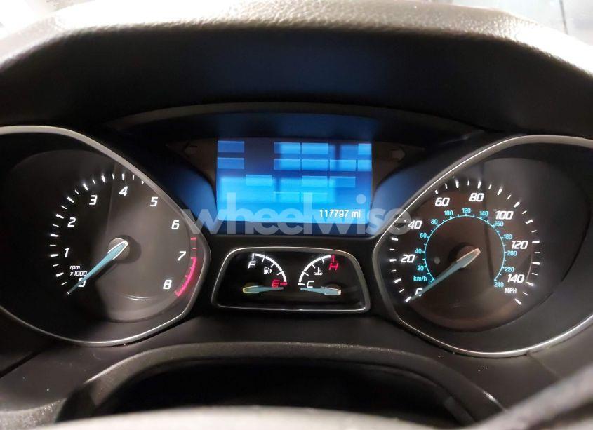 Photo 7 of 2014 Ford Focus SE (VIN 1FADP3F25EL320630)