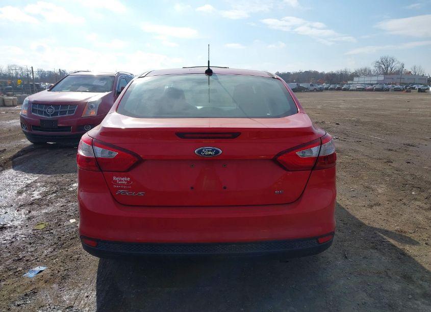 Photo 16 of 2014 Ford Focus SE (VIN 1FADP3F25EL322703)
