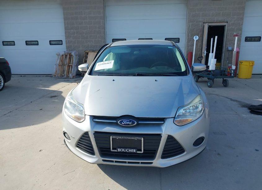 Photo 12 of 2014 Ford Focus SE (VIN 1FADP3F25EL346743)